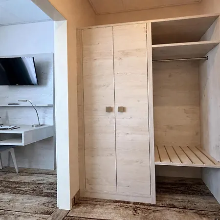Ξενοδοχείο Dormero 4*